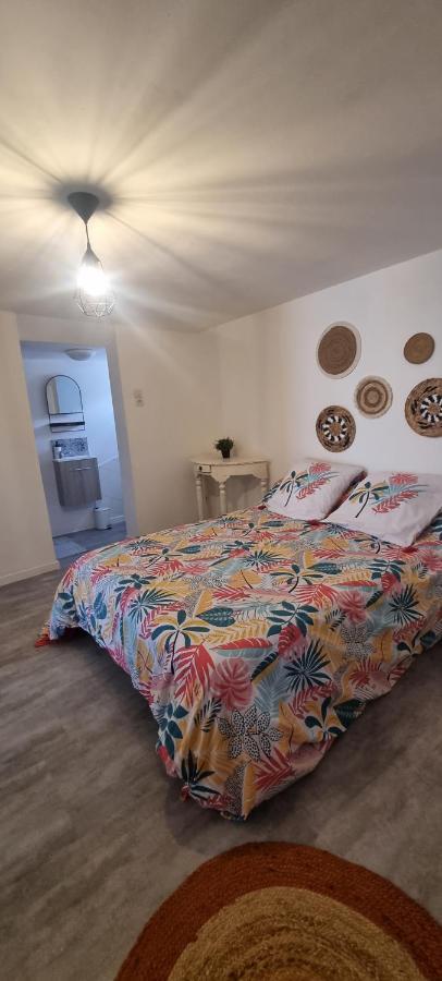 Studio En Camargue Arlés Exterior foto